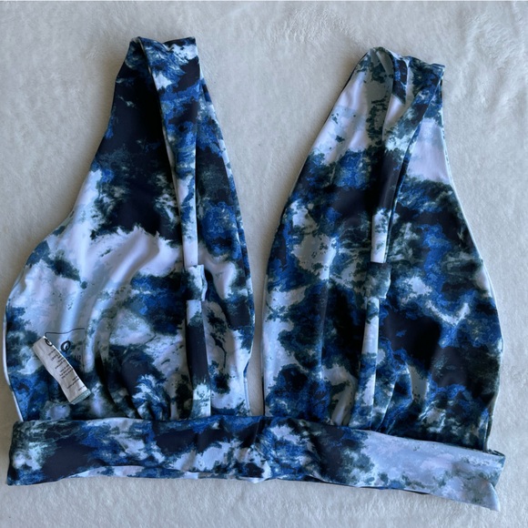 Qeep Up Plunging V Neckline Blue Tie Dye Bralette - Picture 3 of 8